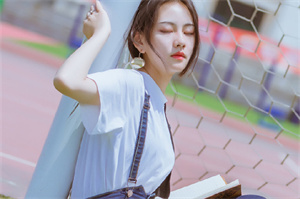 爱上海同城交友：The challenges of cross-cultural love in Shanghai